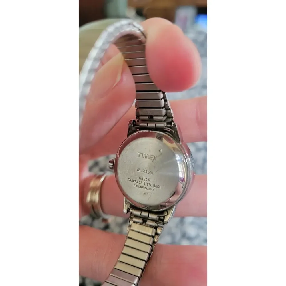 Timex Indiglo WR 30M Silver Stainless Steel Quartz Analog Wristwatch